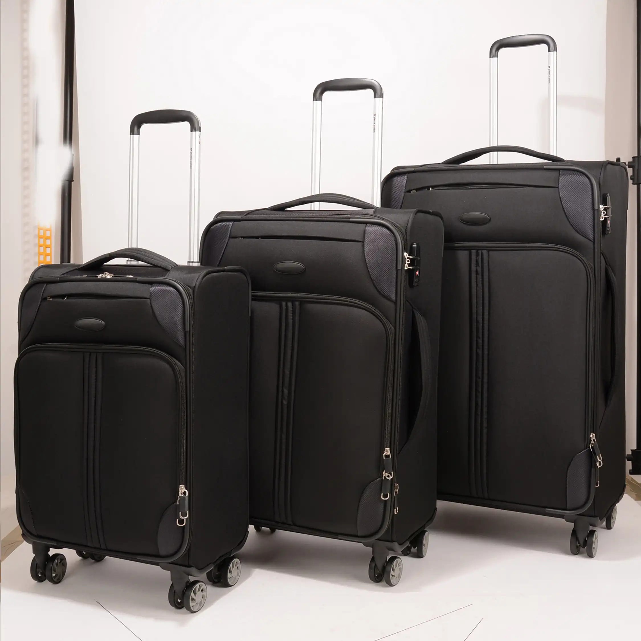cutout retouching trolly bag (2)