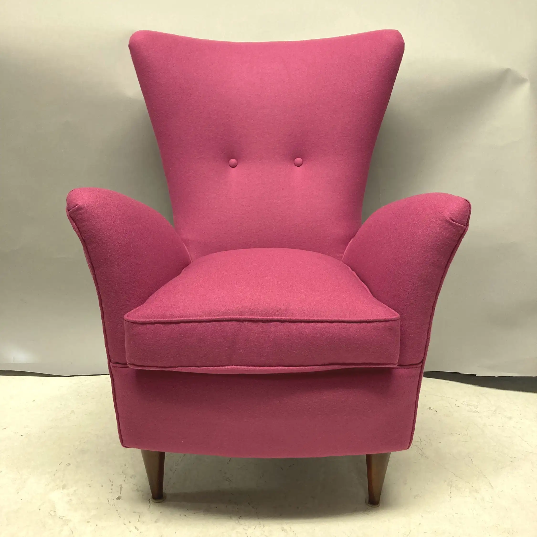 cutoutretouchinbg.com chair (1)